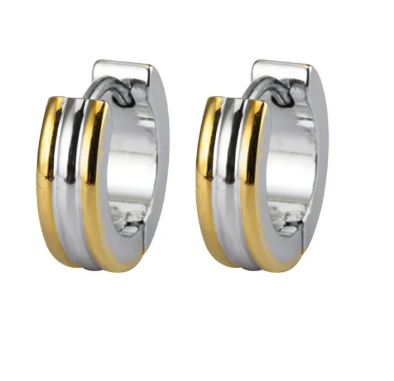 Arracada chica. Color dorado con plateado.