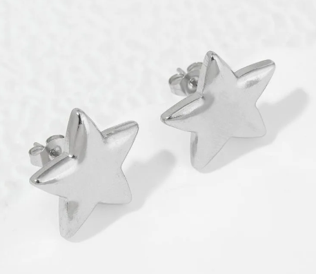 Aretes estrellas medianas.