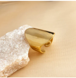 Anillo grande, ajustable.